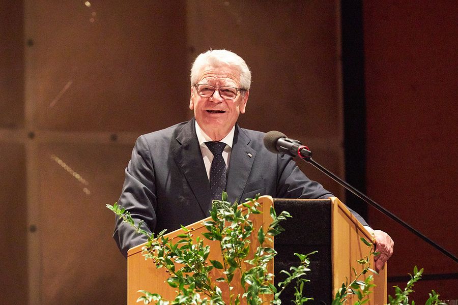 Joachim Gauck hält eine Rede