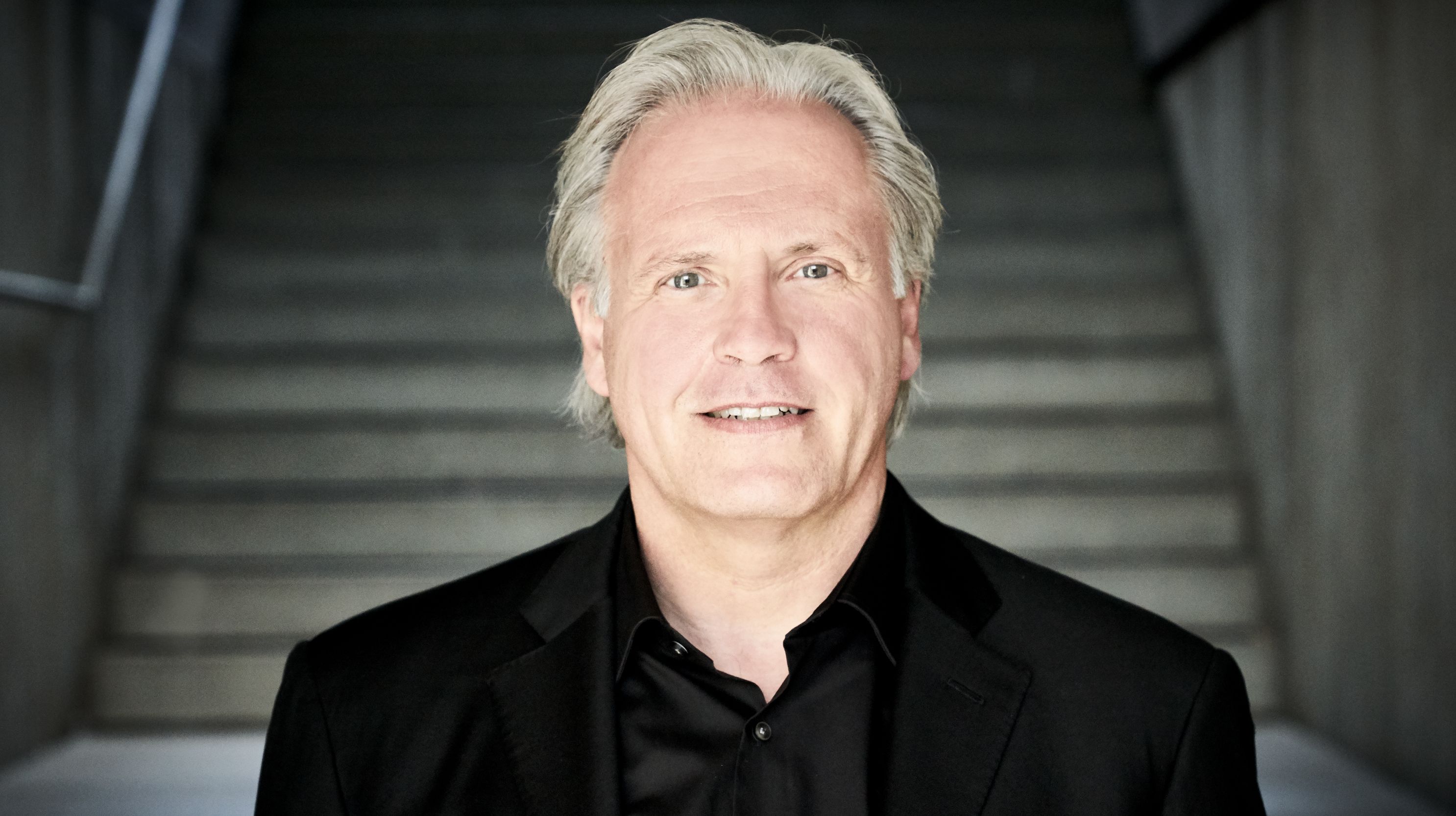 Professor Markus Stenz