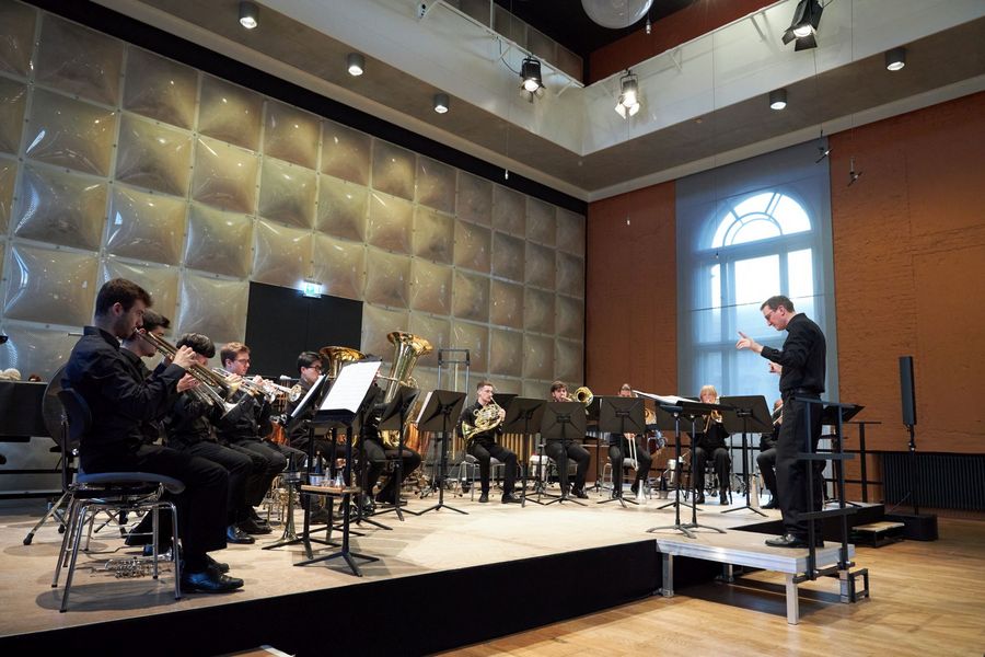 Eisler Brass