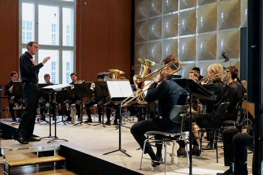Eisler Brass